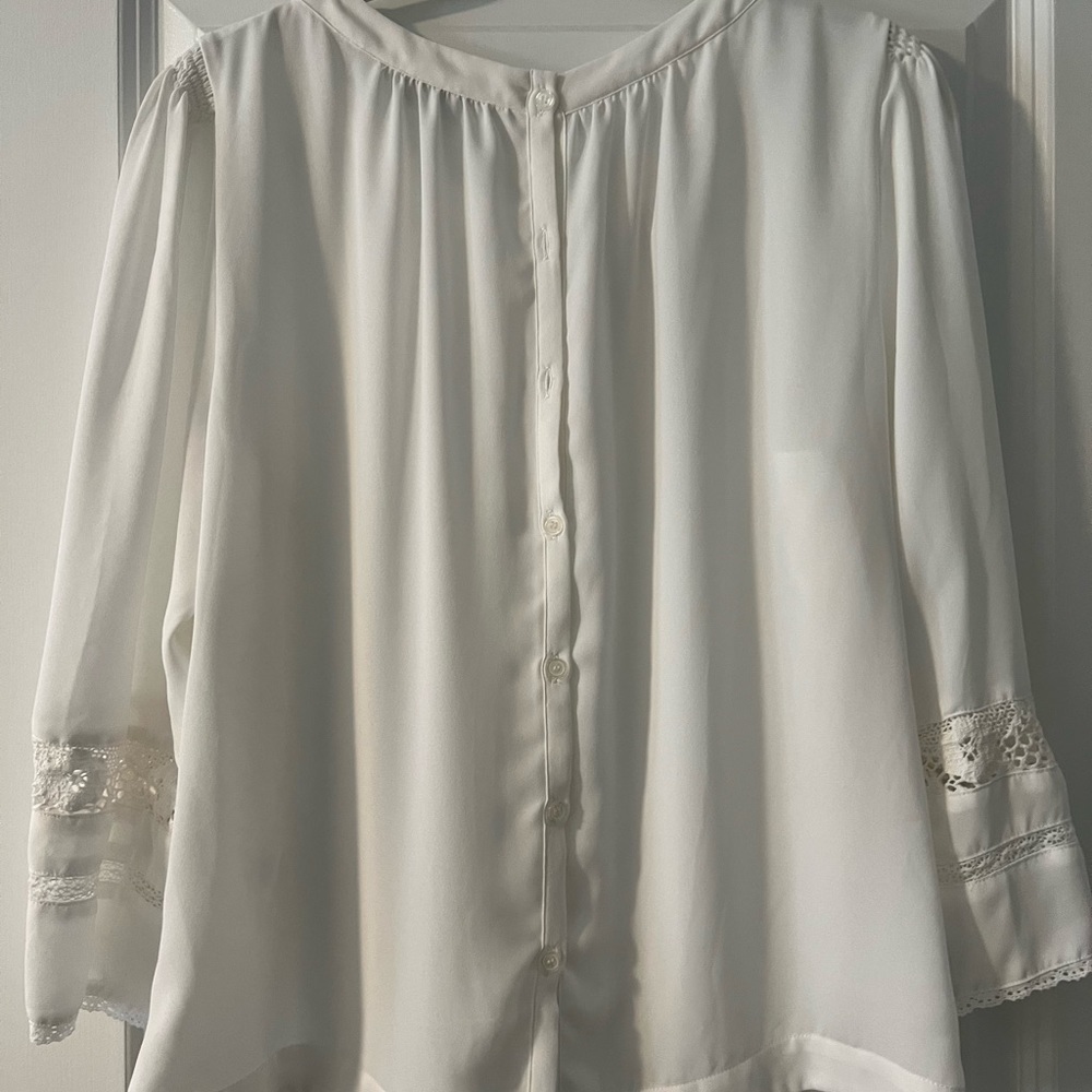 New York & Co Size Large Cream Boho Lace Blouse - Picture 3 of 4